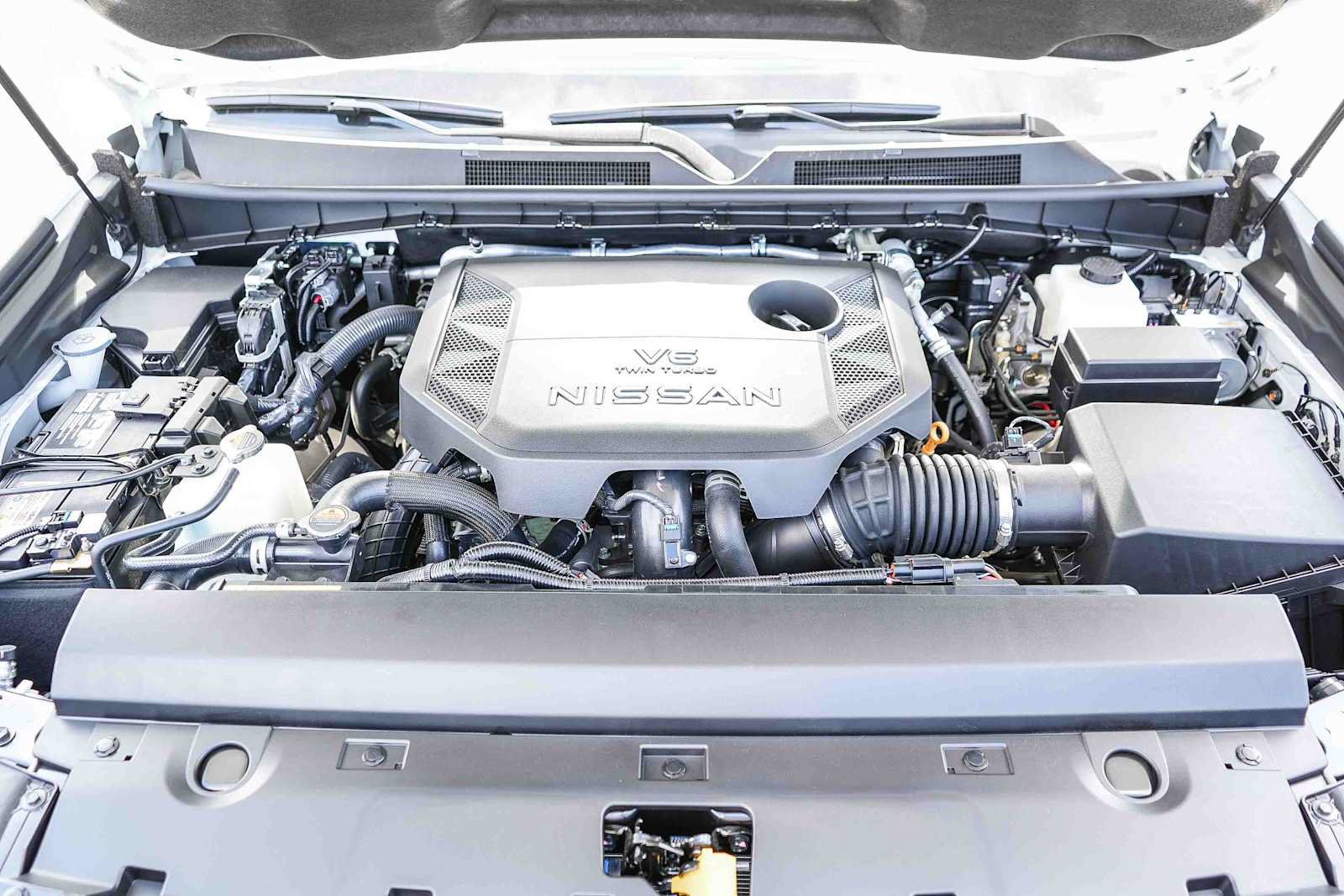 New 2026 Nissan Armada SL w/ Captain's Chari Seat Package RWD image 26
