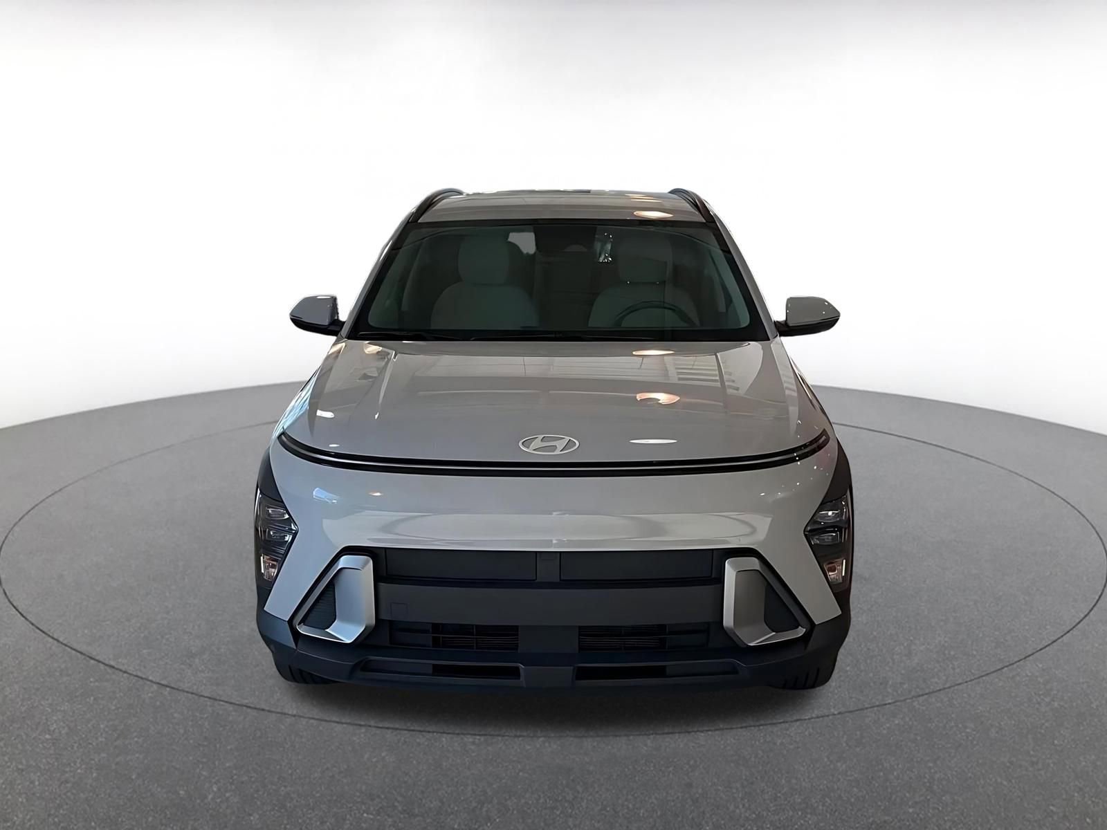 Used 2025 Hyundai Kona SEL image 4