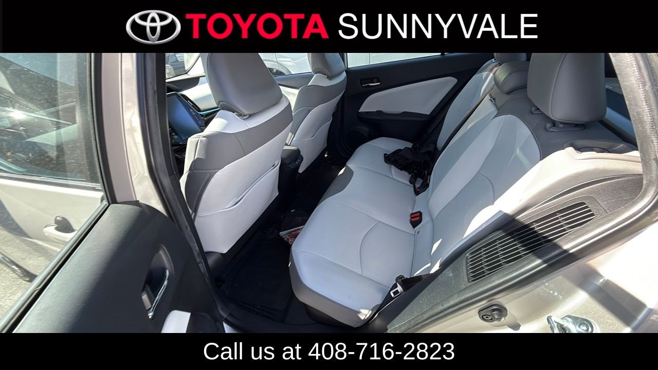 Used 2021 Toyota Prius Prime XLE FWD image 5