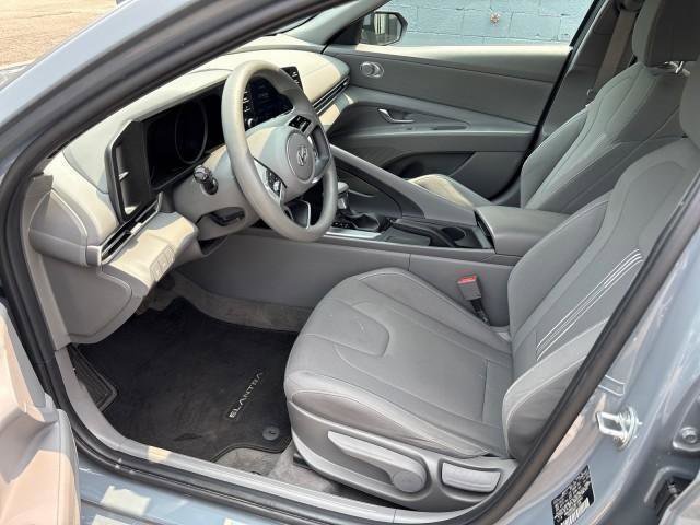 Used 2021 Hyundai Elantra SEL image 10