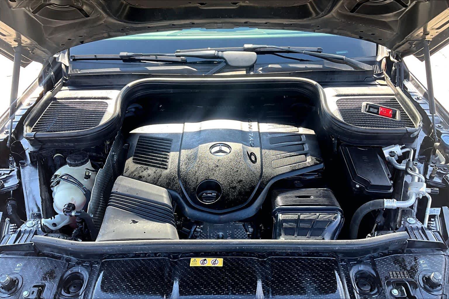 Used 2022 Mercedes-Benz GLS 450 4MATIC image 31