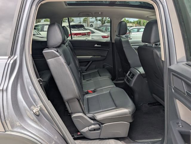 Used 2021 Volkswagen Atlas SEL R-Line FWD image 19