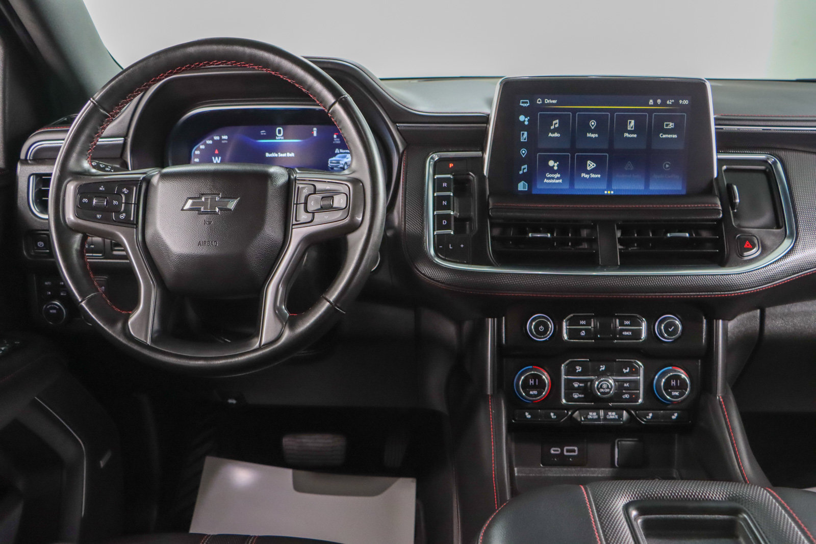 Used 2024 Chevrolet Suburban RST w/ Luxury Package AWD/4WD image 18