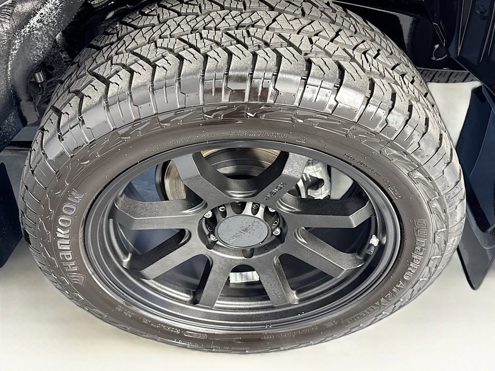 Used 2023 Lexus GX 460 Luxury w/ Accessory Package image 32