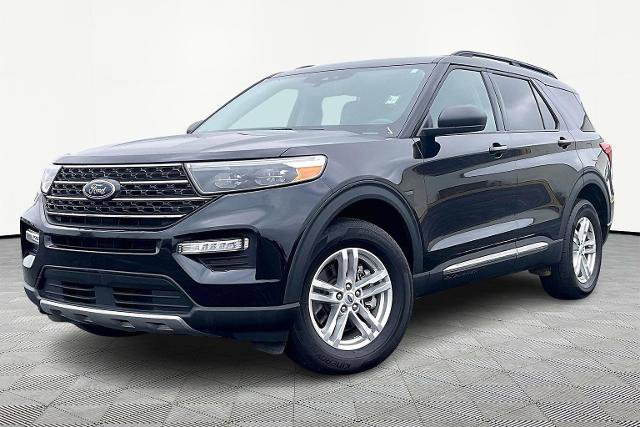 Certified 2023 Ford Explorer XLT w/ Equipment Group 202A image 2