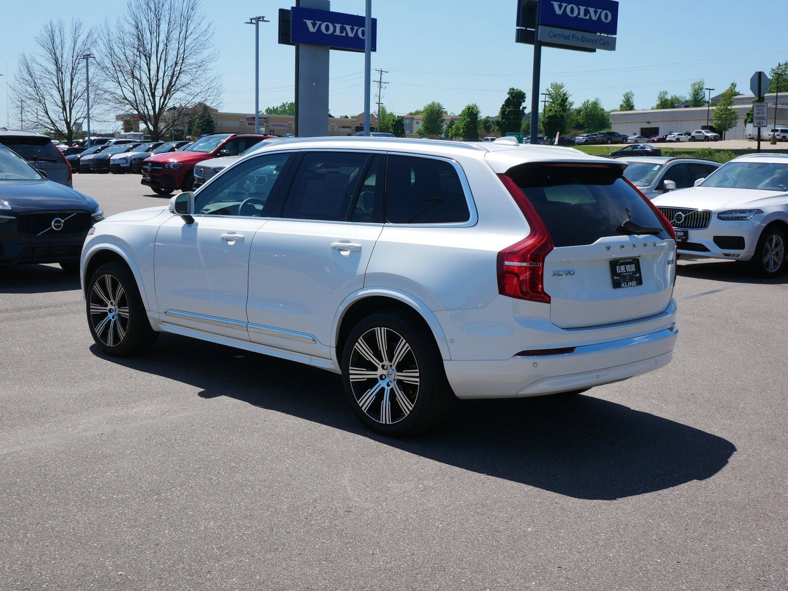 Used 2025 Volvo XC90 B6 Plus w/ Protection Package Premier AWD/4WD image 5