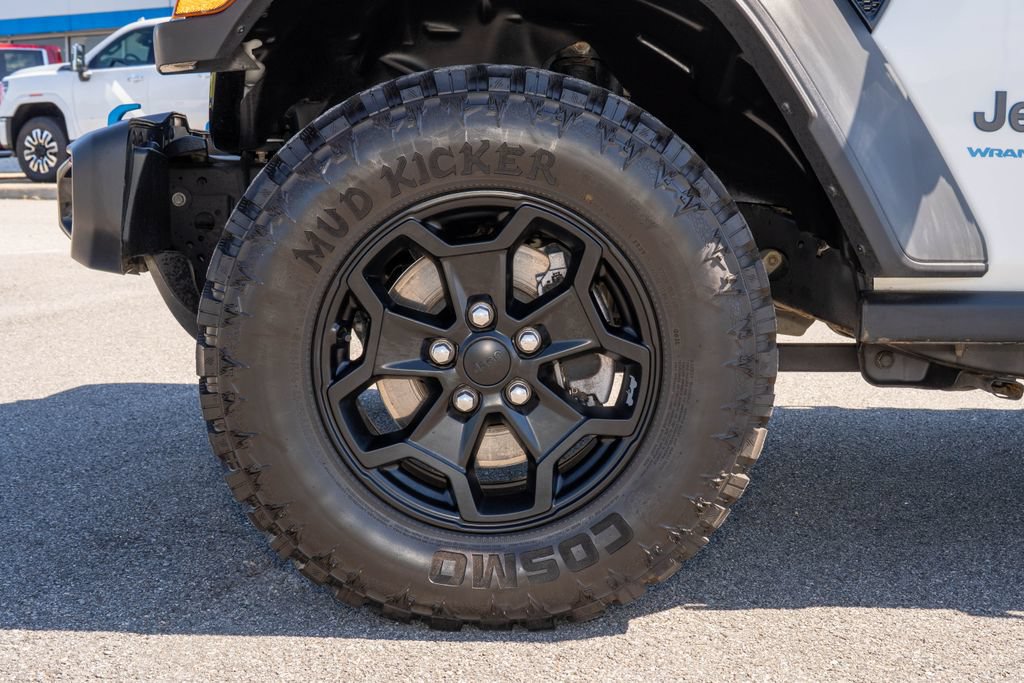 Used 2023 Jeep Wrangler Unlimited w/ Cold Weather Group AWD/4WD image 33