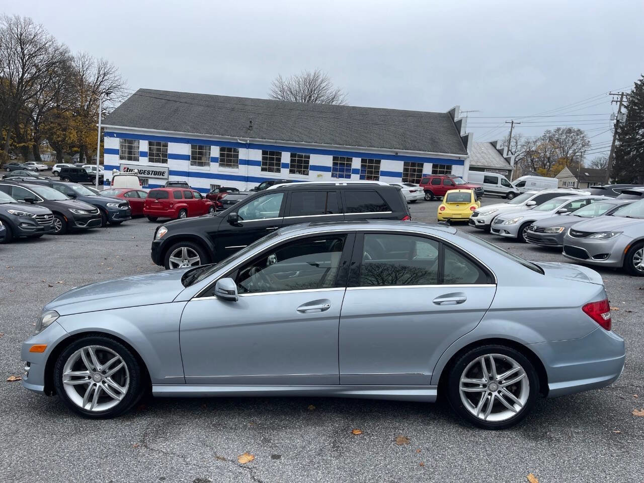 Used 2013 Mercedes-Benz C 300 4MATIC Sedan image 3