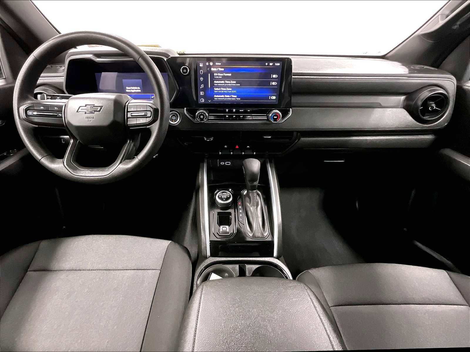 Used 2024 Chevrolet Colorado Trail Boss image 21