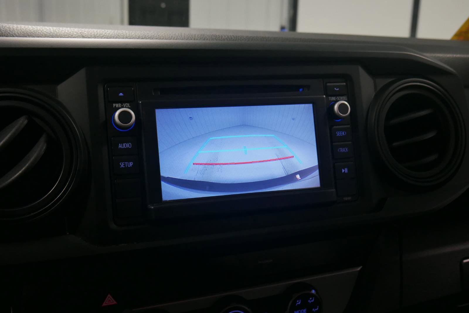 Used 2017 Toyota Tacoma SR image 22