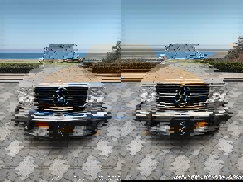 Used 1988 Mercedes-Benz 560 SL image 3