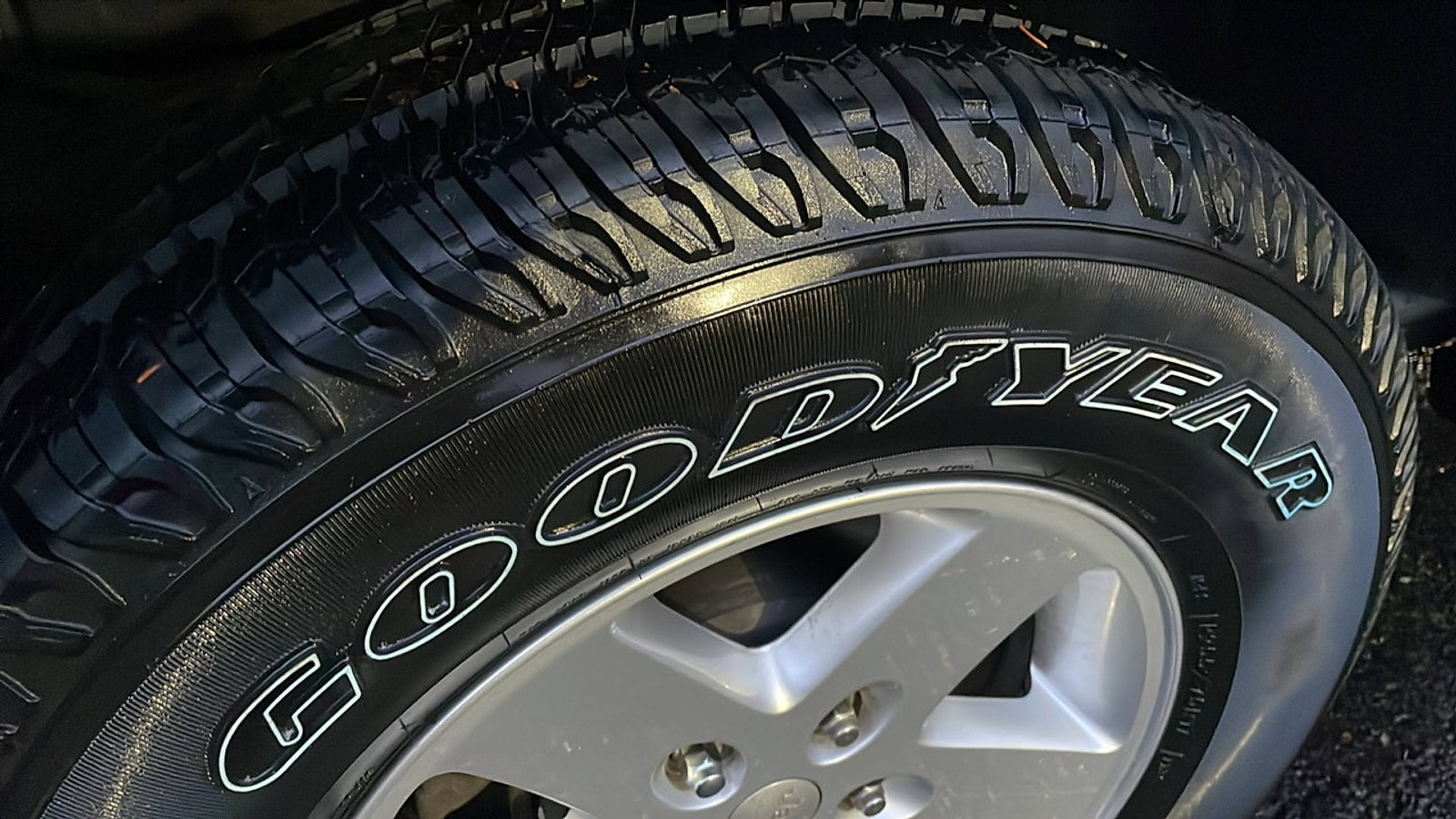 Used 2014 Jeep Wrangler Unlimited Sport w/ Quick Order Package 24S AWD/4WD image 38