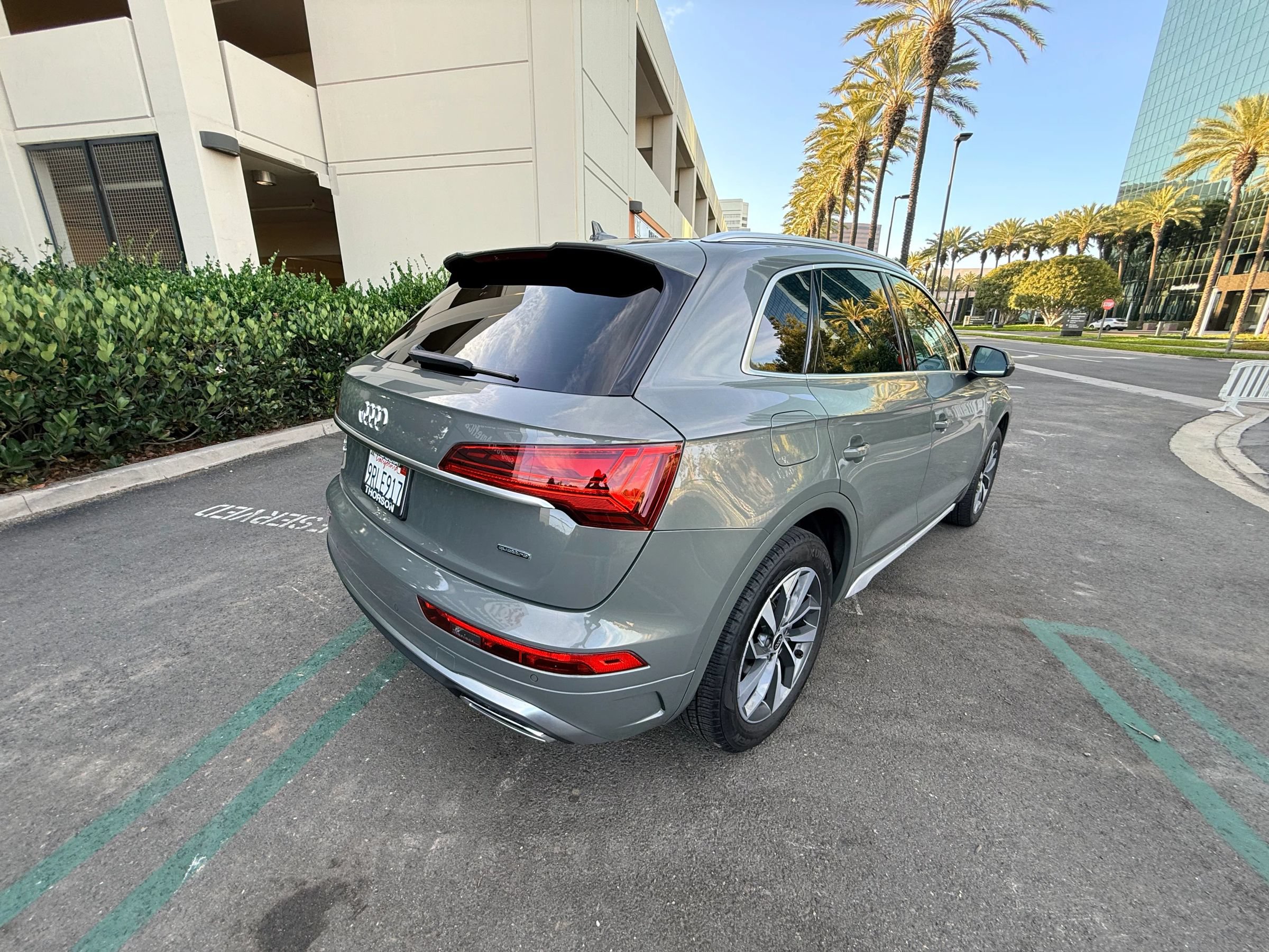 Used 2024 Audi Q5 2.0T Premium Plus w/ S Line AWD/4WD image 5