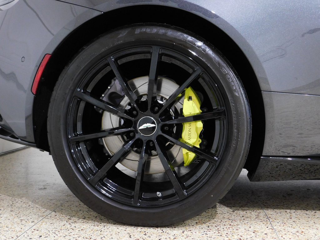 Used 2020 Aston Martin DB11 AMR image 36
