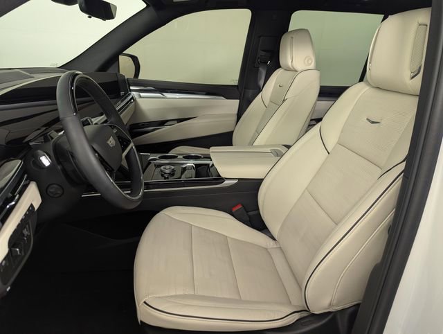 Used 2025 Cadillac Escalade Sport w/ Touring Package image 11