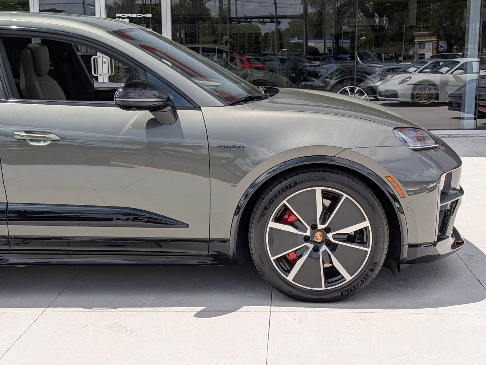 New 2026 Porsche Macan GTS Electric image 11