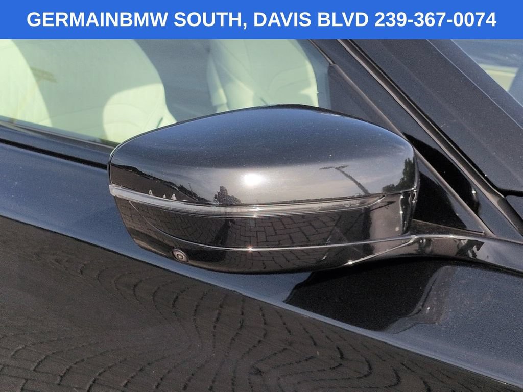 Used 2022 BMW ALPINA B7 xDrive AWD/4WD image 13