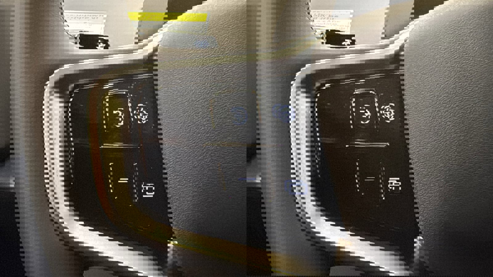 New 2026 Volvo EX30 Plus image 13