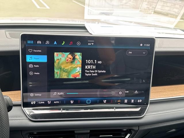 New 2026 Volkswagen Tiguan SEL R-Line AWD/4WD image 22