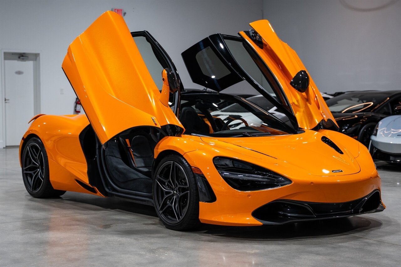 Used 2019 McLaren 720S Performance RWD image 16