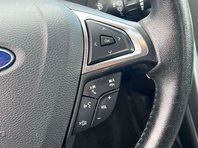 Used 2019 Ford Fusion Energi Titanium FWD image 27