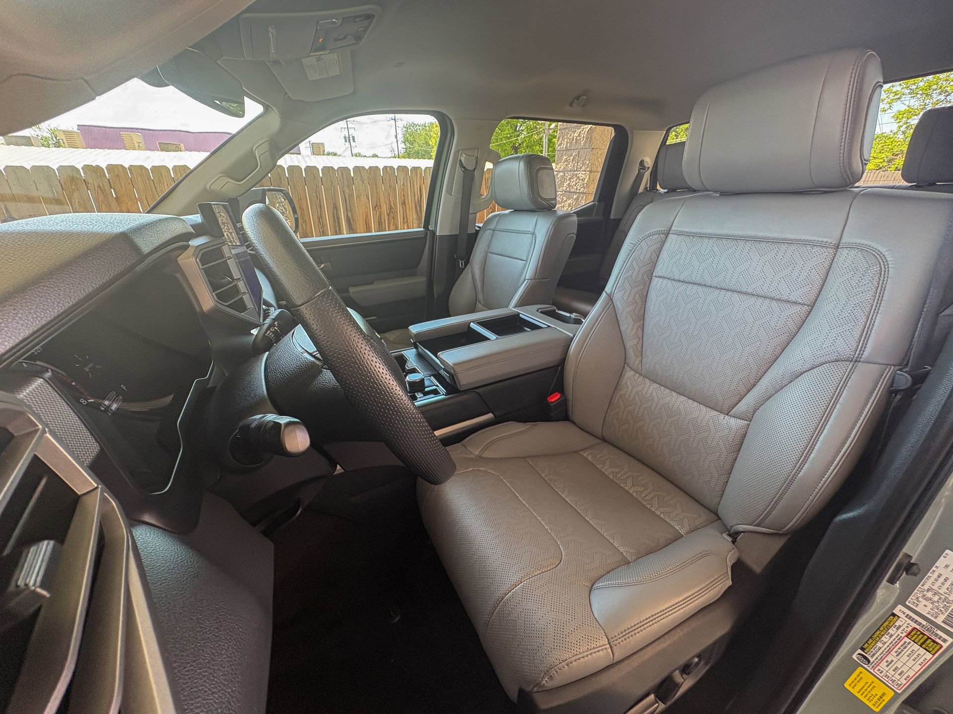 Used 2024 Toyota Tundra Limited w/ Power Package AWD/4WD image 18