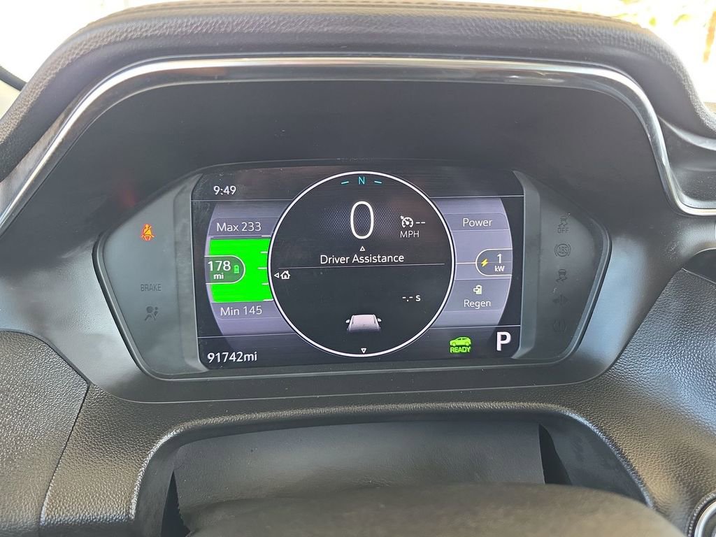 Used 2022 Chevrolet Bolt EUV LT w/ Convenience Package image 12