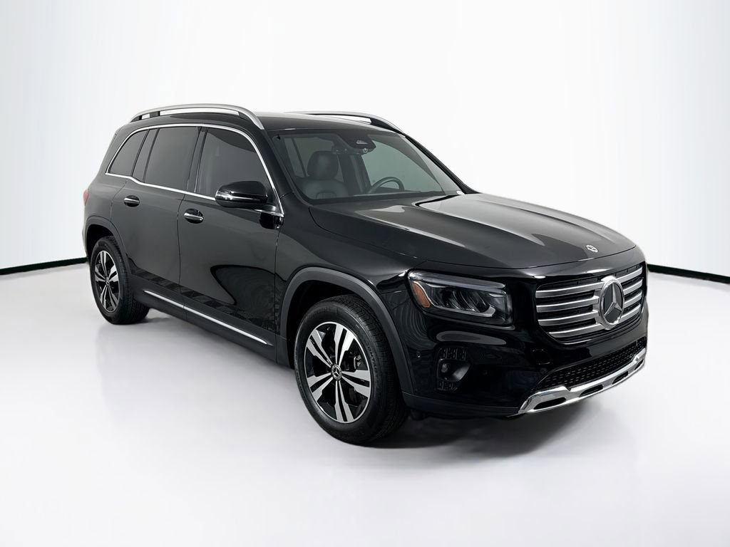 Certified 2025 Mercedes-Benz GLB 250 image 3