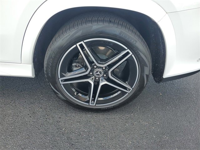 Used 2025 Mercedes-Benz GLS 450 4MATIC image 5