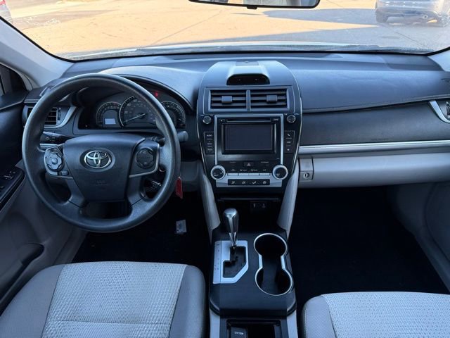 Used 2012 Toyota Camry LE FWD image 14