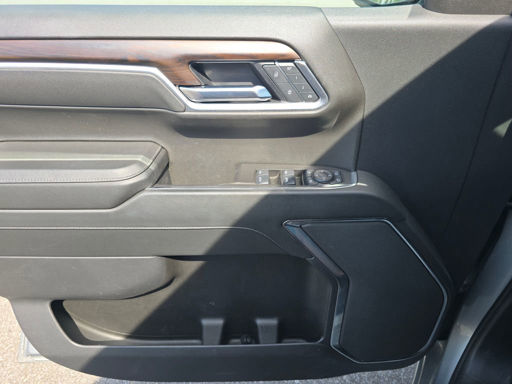 Used 2025 GMC Sierra 1500 SLT image 26