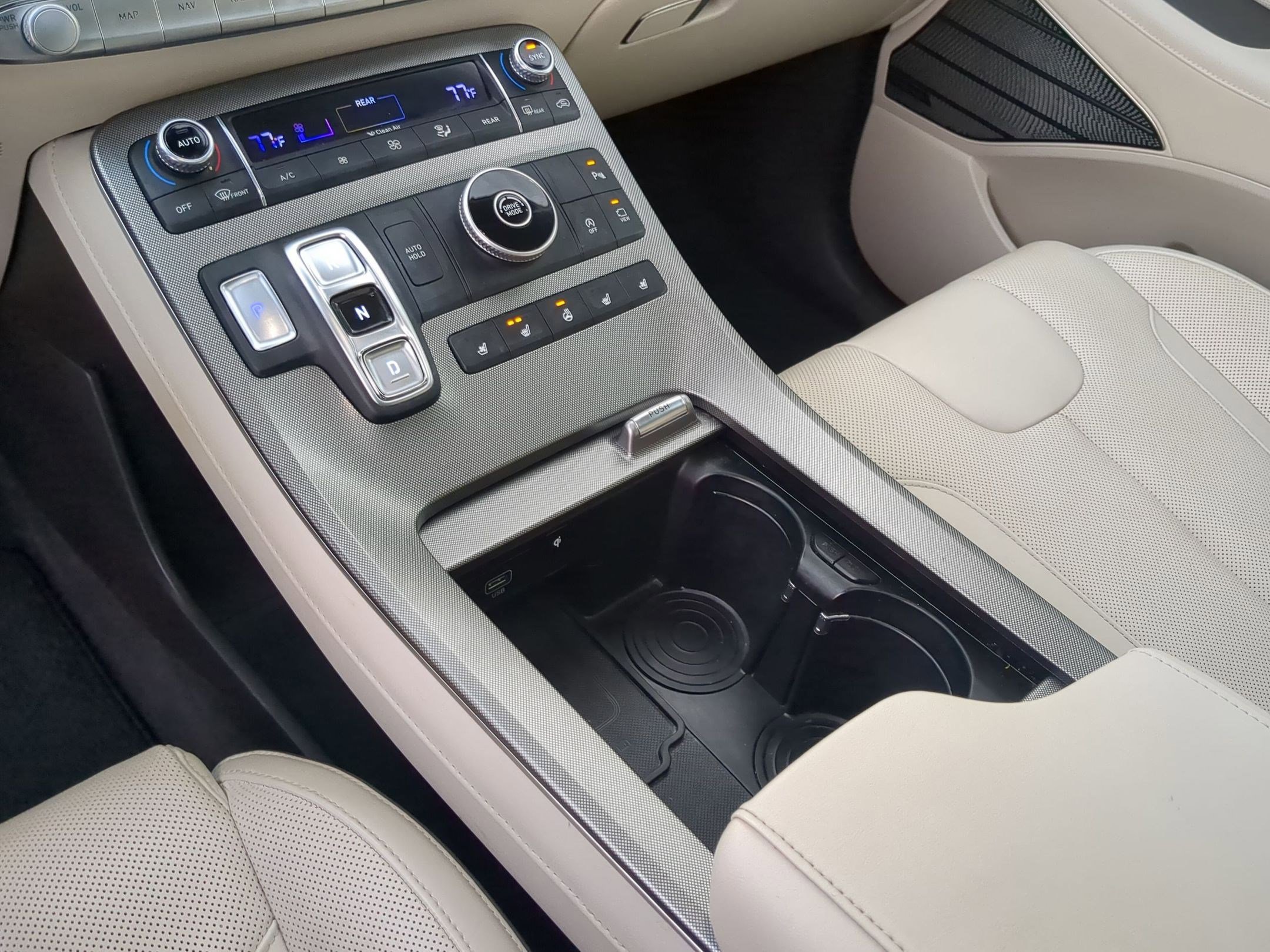 Used 2020 Hyundai Palisade Limited image 20