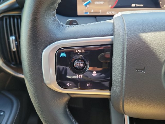 Certified 2025 Nissan Armada SL AWD/4WD image 24