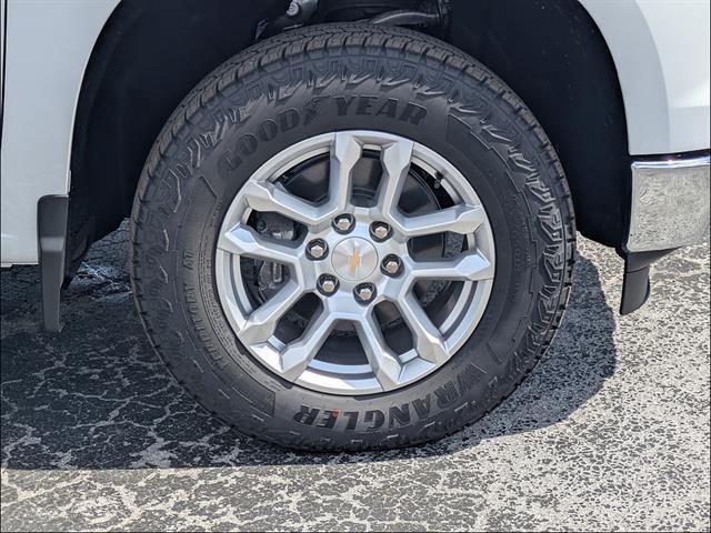 New 2026 Chevrolet Silverado 1500 LT w/ Z71 Off-Road Package AWD/4WD image 13