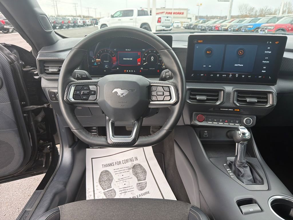 Used 2024 Ford Mustang Convertible image 13