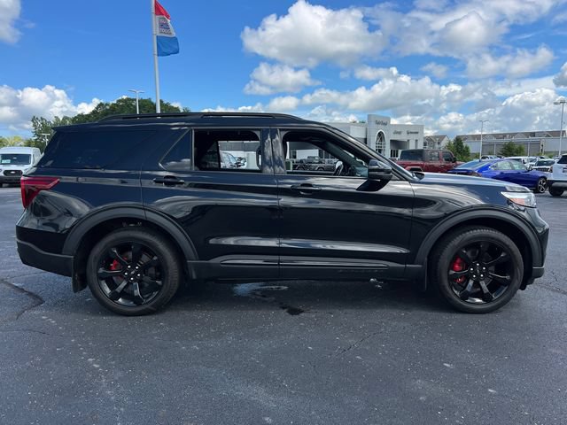 Certified 2023 Ford Explorer ST w/ Equipment Group 401A AWD/4WD image 9