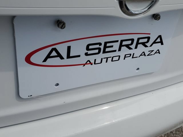 Used 2014 Nissan Versa FWD image 6