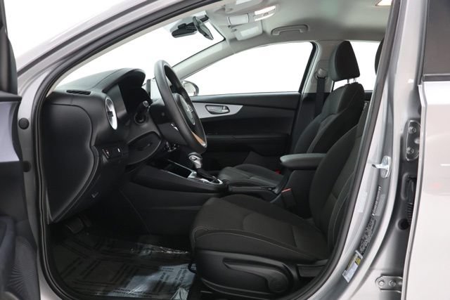 Used 2024 Kia Forte LXS FWD image 17