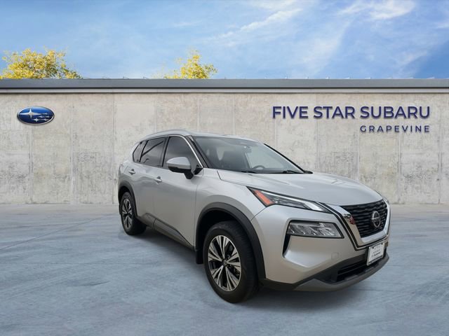 Used 2021 Nissan Rogue SV w/ Premium Package image 2