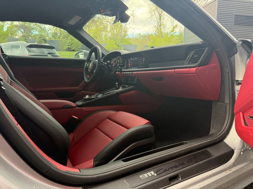 Certified 2026 Porsche 911 Carrera 4 GTS AWD/4WD image 21