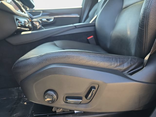 Used 2017 Volvo XC90 T6 Momentum w/ Vision Package AWD/4WD image 31