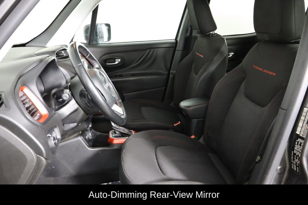 Used 2018 Jeep Renegade Trailhawk w/ Safety & Security Group image 14