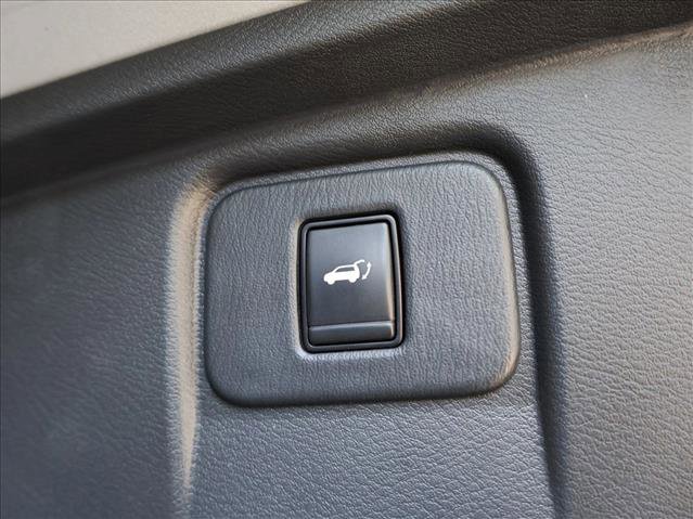 Used 2020 Nissan Rogue S AWD/4WD image 7