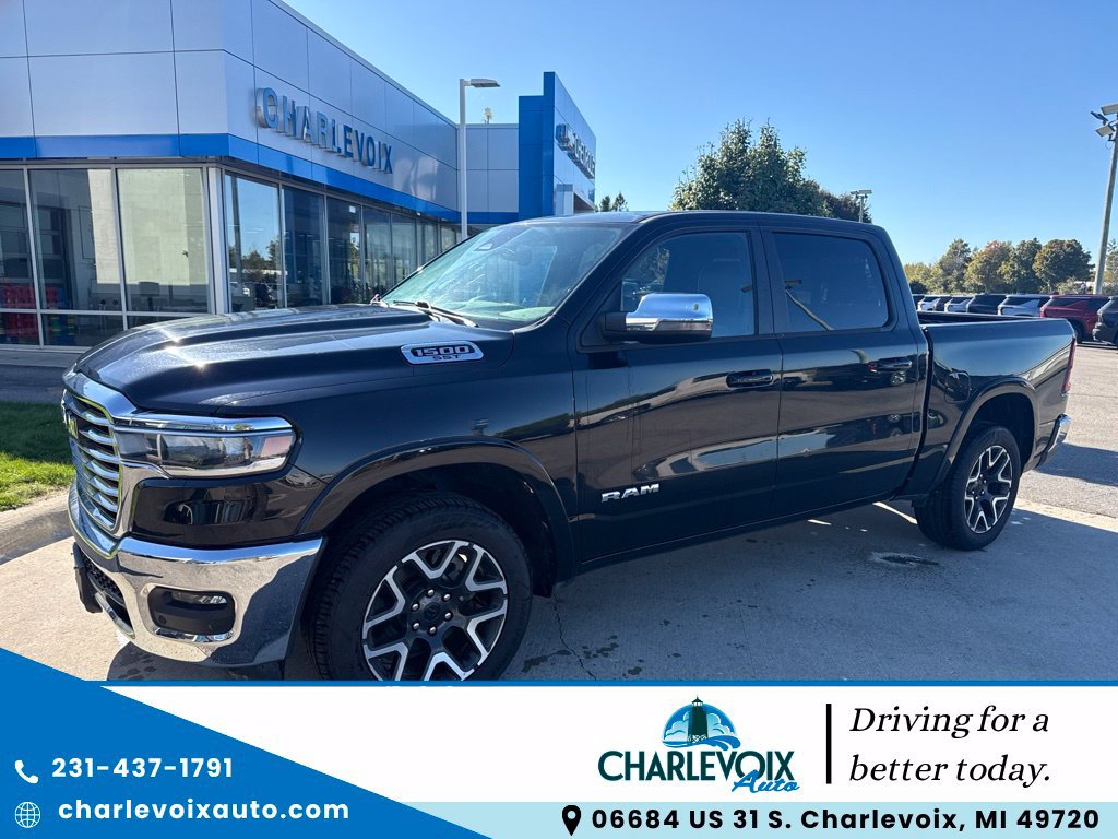 Used 2025 RAM 1500 Laramie AWD/4WD image 1