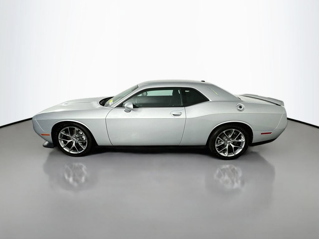 Used 2022 Dodge Challenger GT RWD image 4