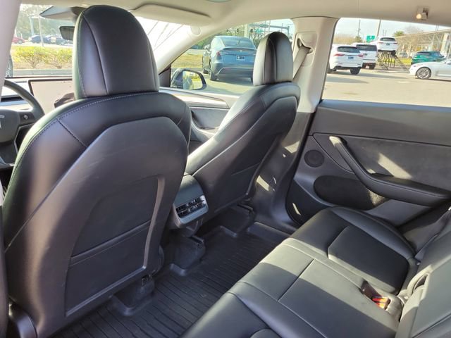 Used 2022 Tesla Model Y Performance image 12