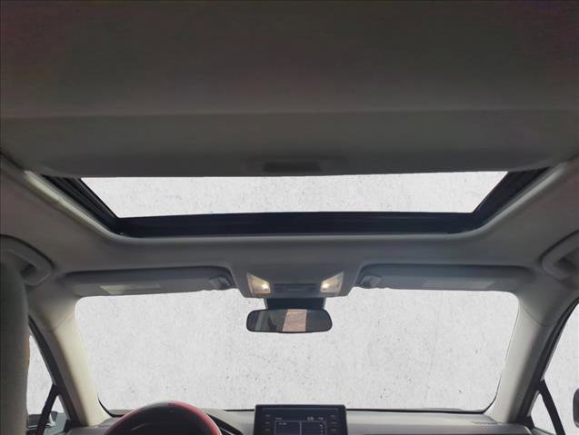 Used 2022 Toyota RAV4 XLE image 22