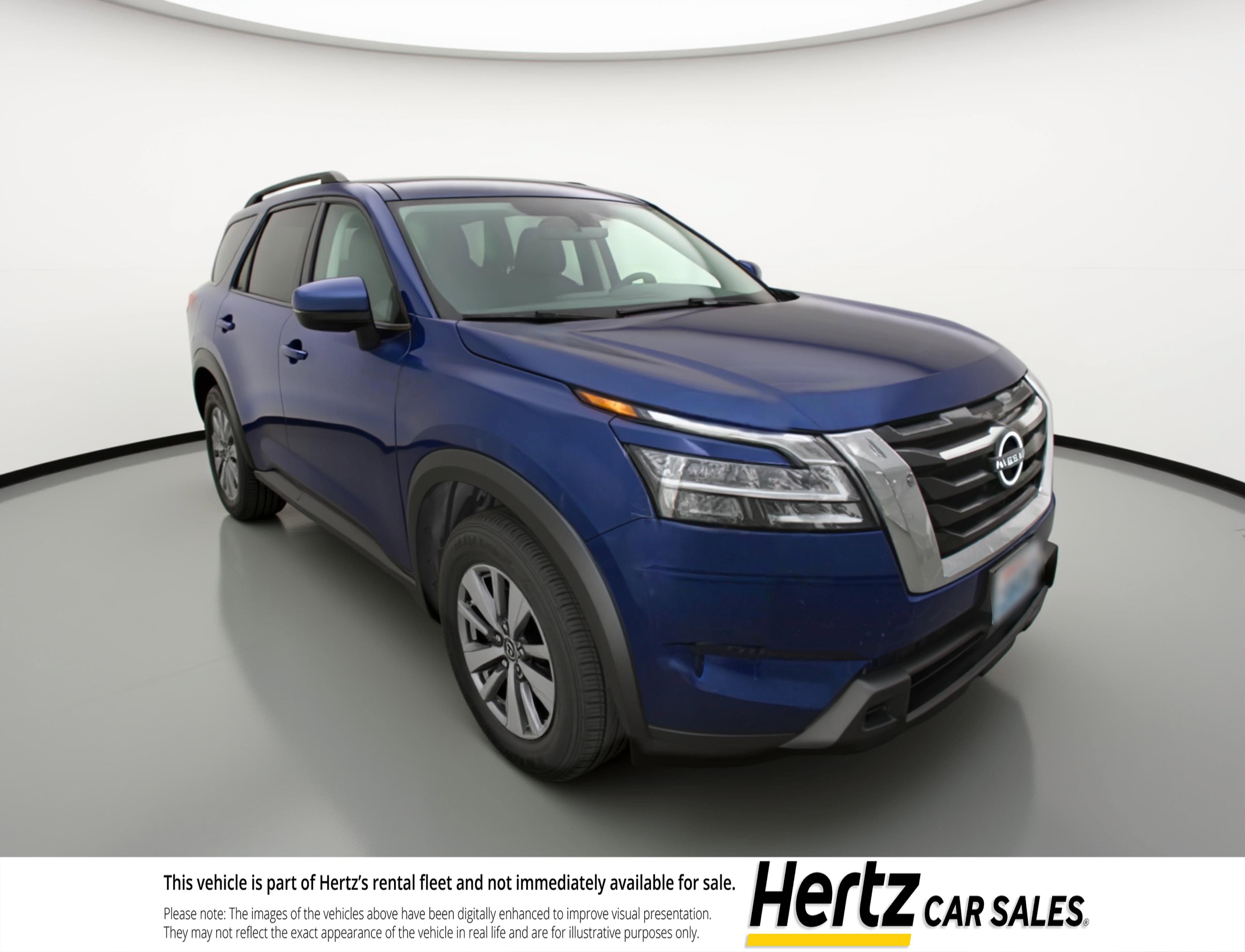 Used 2025 Nissan Pathfinder SV