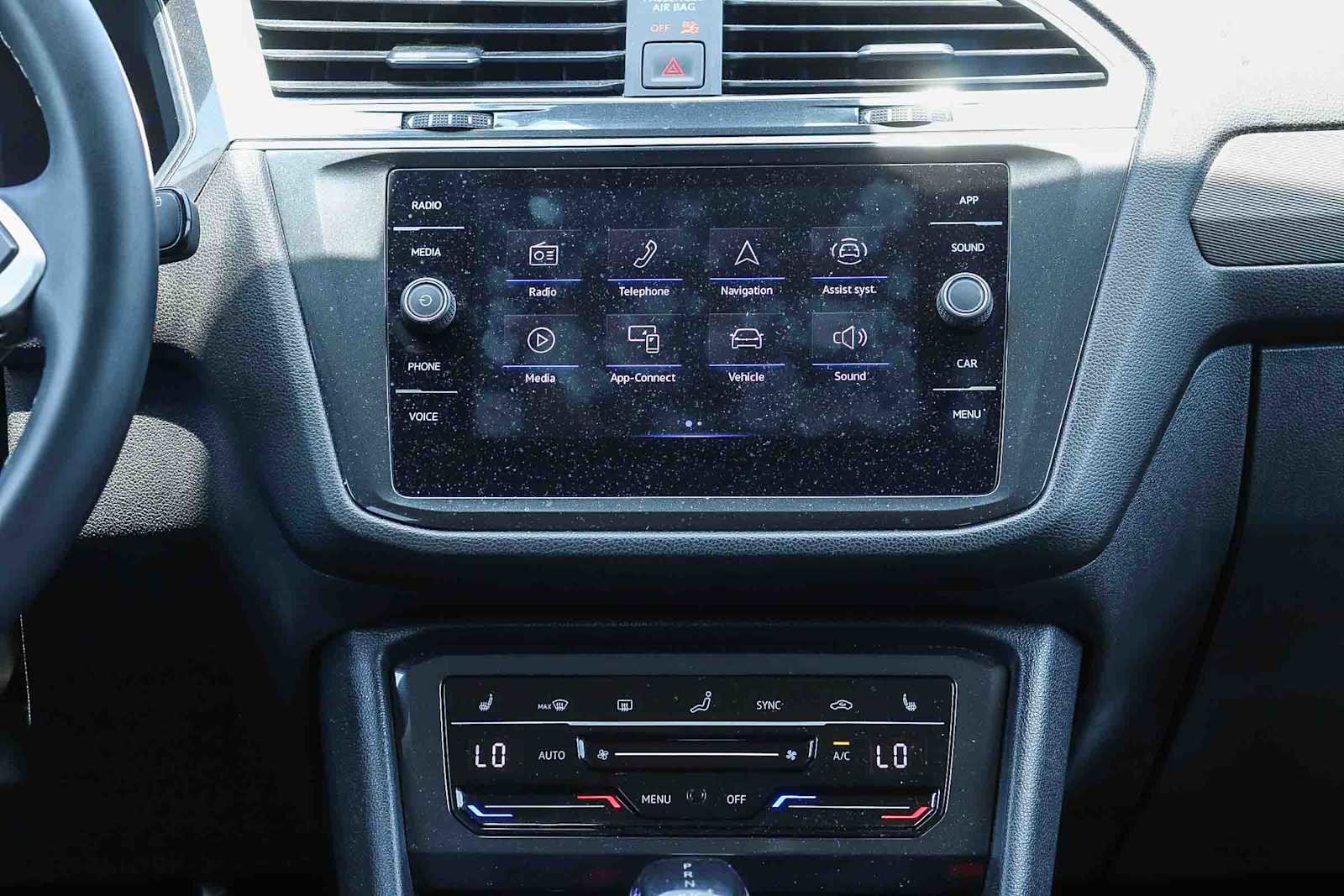 Certified 2023 Volkswagen Tiguan SE FWD image 13