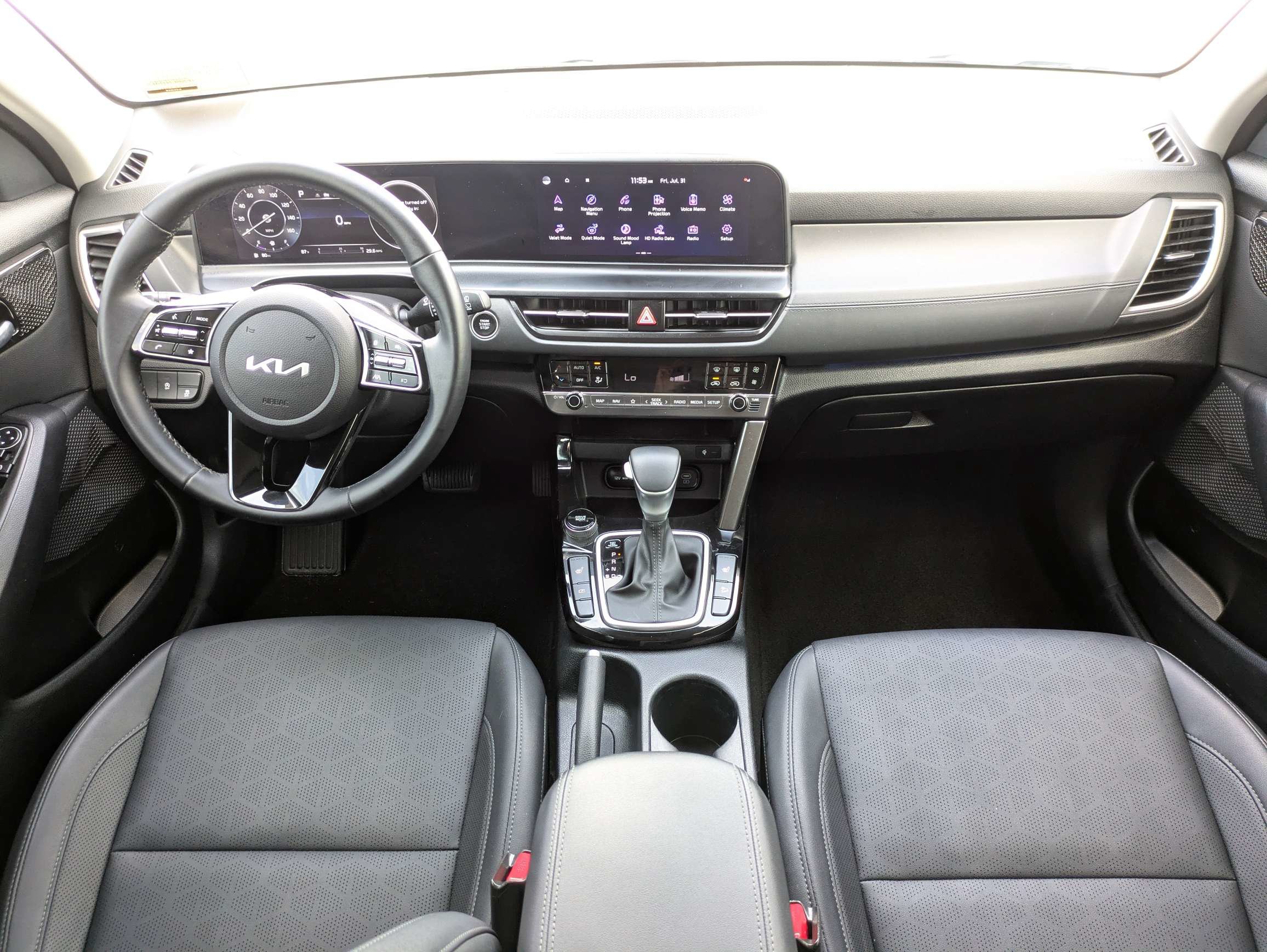 Certified 2024 Kia Seltos EX FWD image 16